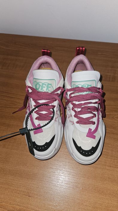 off white odsy 1000