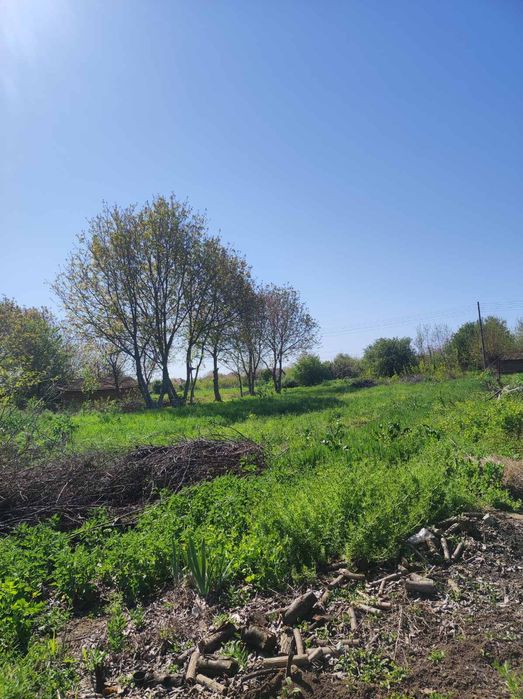 Продавам урегулиран парцел