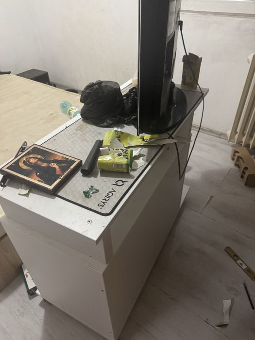 Vand masa plus scaun gaming
