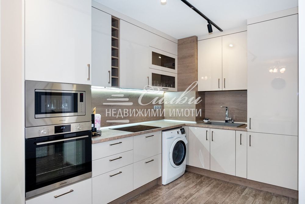 Продава се Двустаен апартамент в Шумен, Център - 63 кв.м за 1295 €/кв.м - Снимка #6