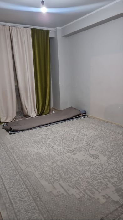 Подселениеге қыздар керек