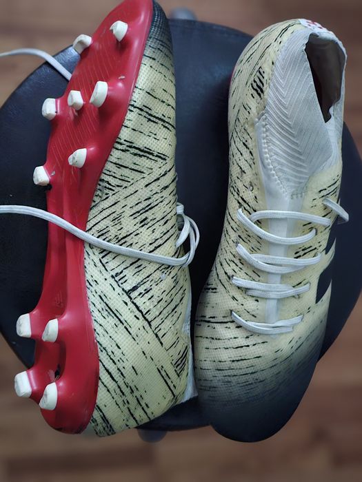 Ghete de fotbal Adidas noi m 43