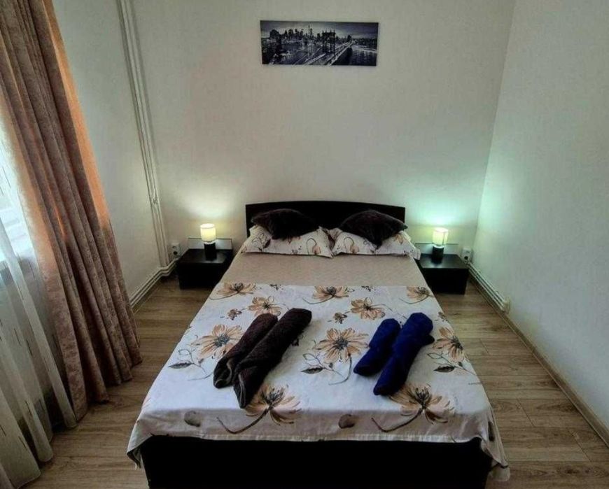 Inchiriez apartament