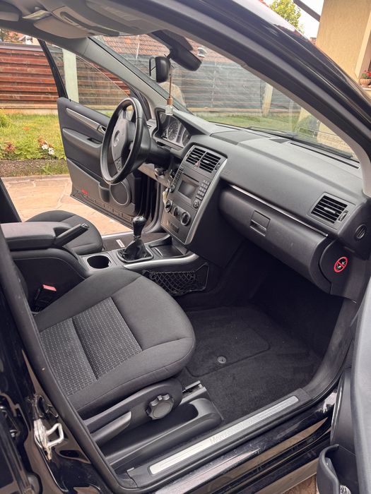 Mercedes B class