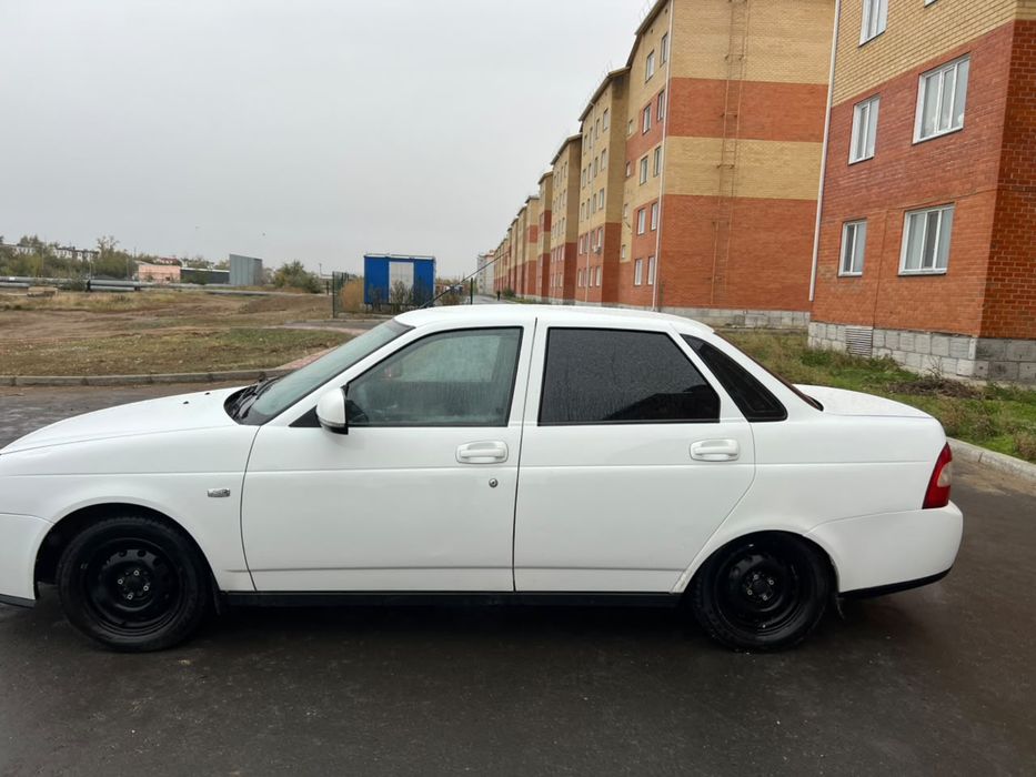 LADA Priora 2