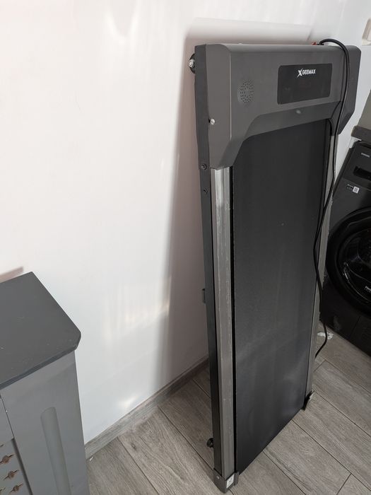 Vând banda de alergat GEEMAX C1
