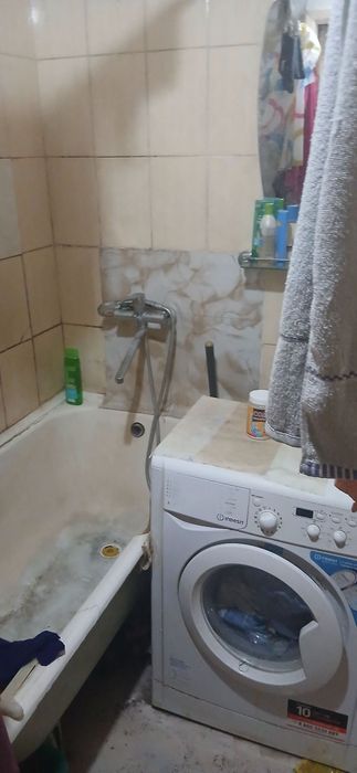 Продается 1 комнатная квартира Чиланзар 25 балкон 2х6 3 этаж