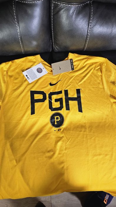 Оригинални тениски Nike Adidas size M