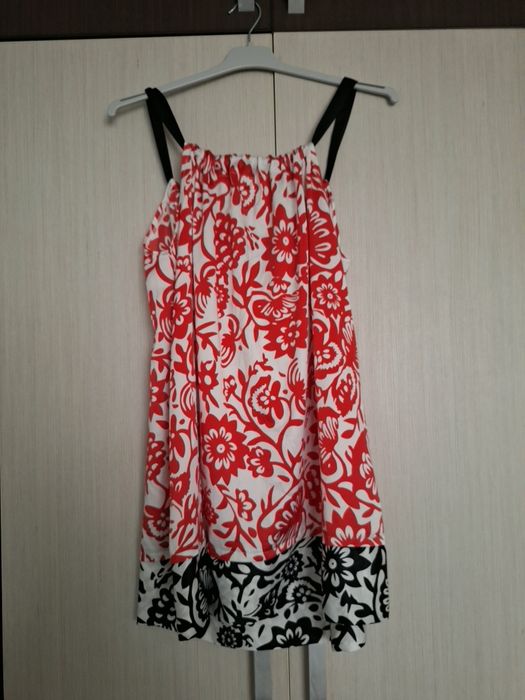 Top cu decolteu halterneck