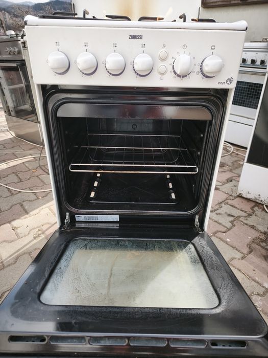 Aragaz  Zanussi cu 4 ochiuri