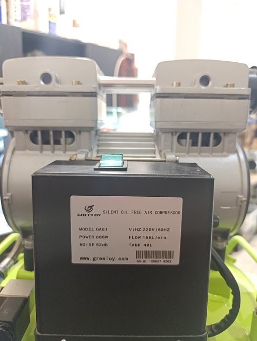 Компресор 100л/м