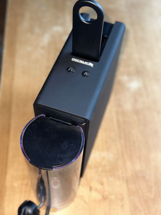 Nespresso essenza mini c30