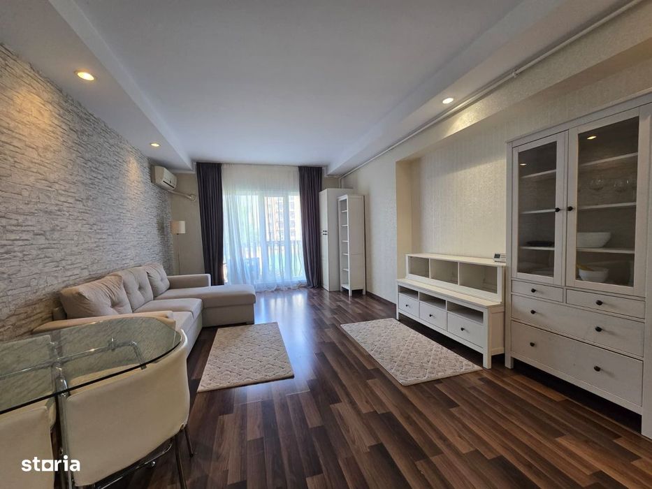 COSMOPOLIS - Apartament cu 2 camere, mobilat si utilat.