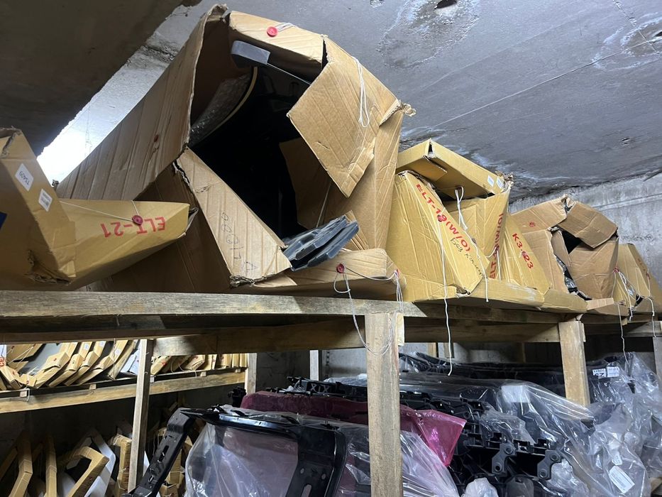 Дверь бампера фары