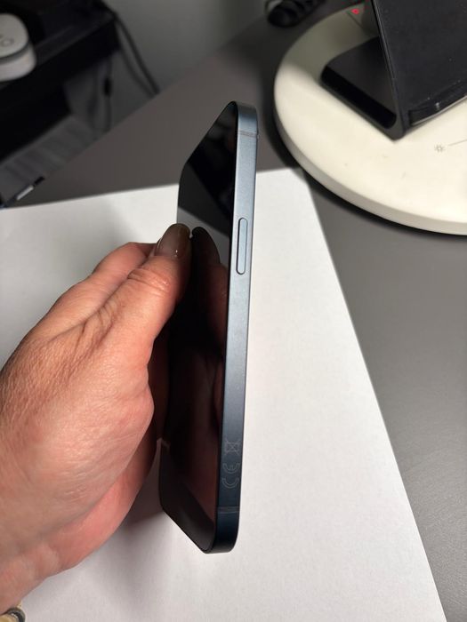 De vanzare IPhone 13