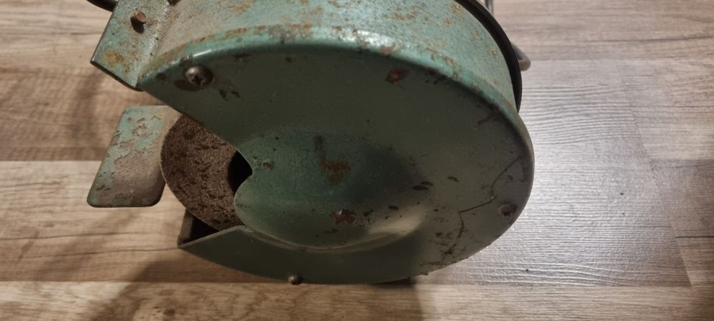 настолен шмиргел Clas Ohlson модел N-30-4410