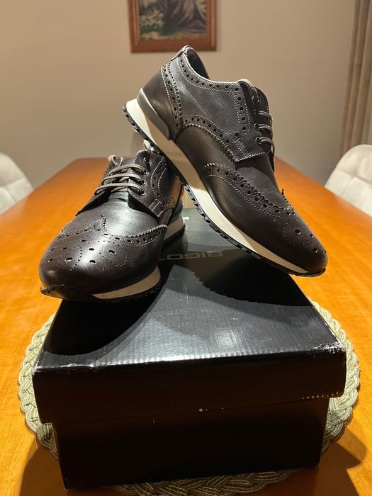Adidași / Sneakers Bigotti