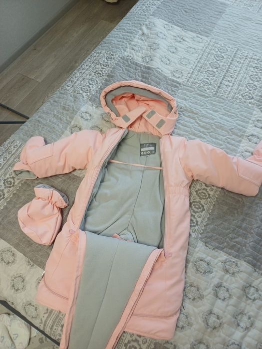 Продам детский зимний комбинезон