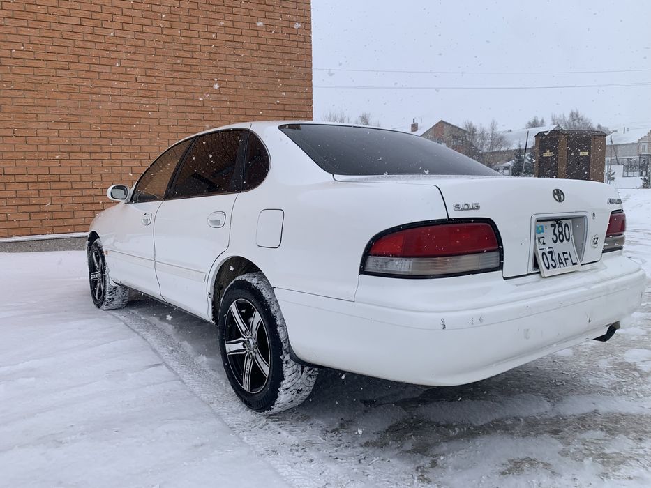 Продам Toyota Avalon в хорошем состояний