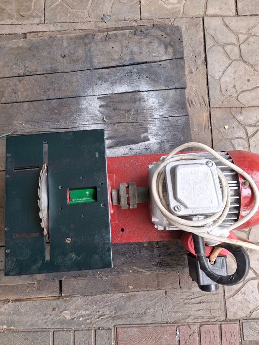 Продам циркулярку.