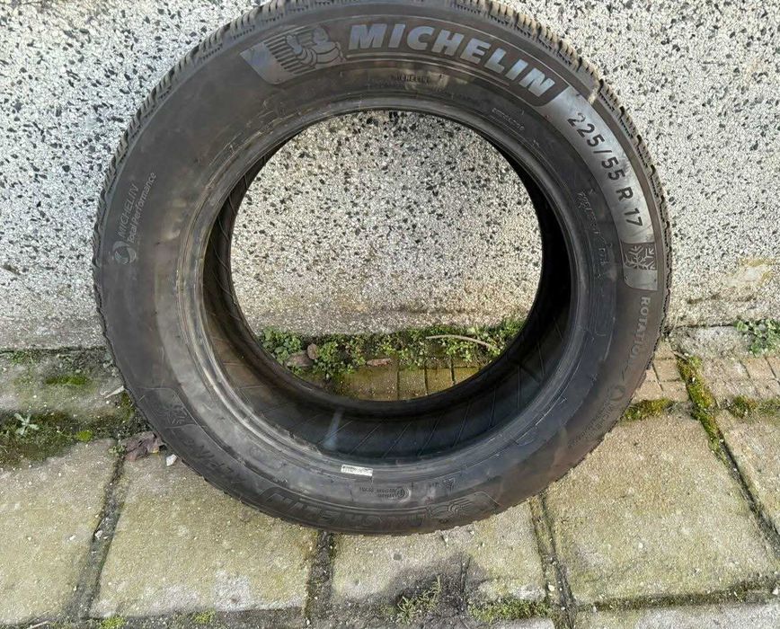 Продавам 4 броя Зимни гуми Мишелин