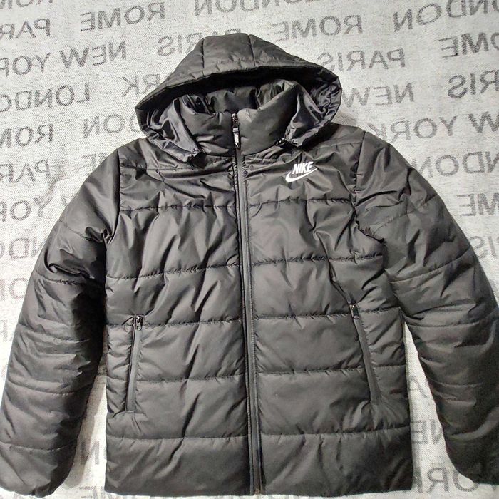Мъжко зимно яке NIKE