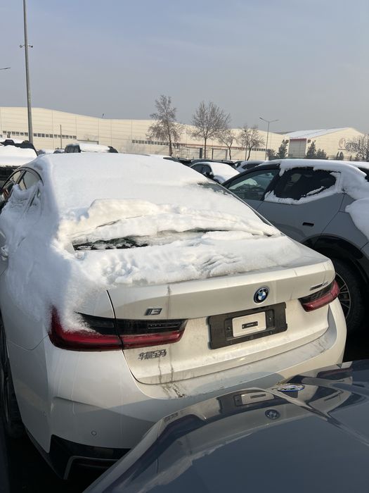 Bmw i3  40L   2025 model  night Sport