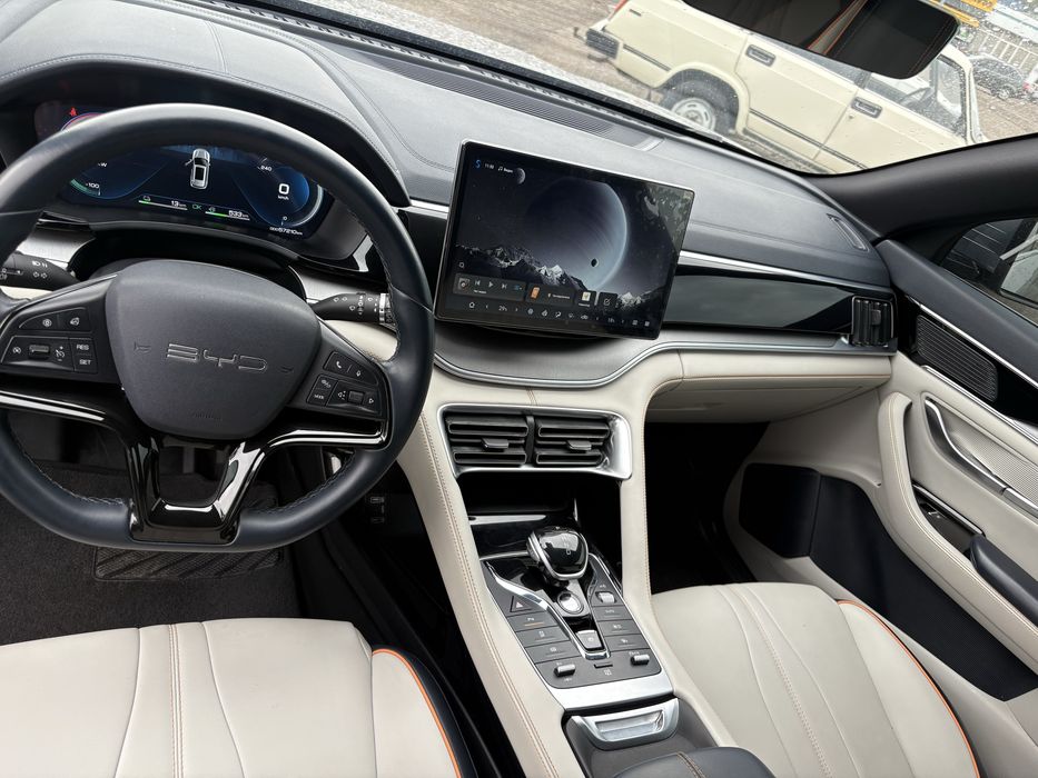 BYD Song plus  600$ blan