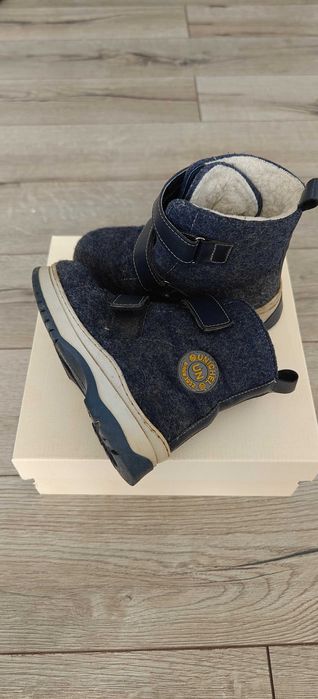 Продам валенки Юничел 28 размер