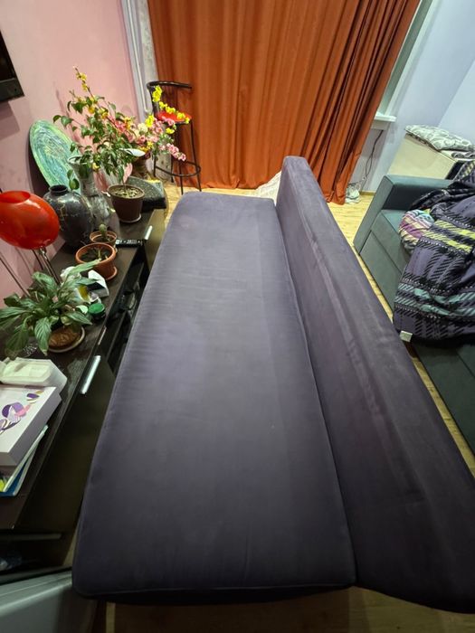 Продается диван срочно