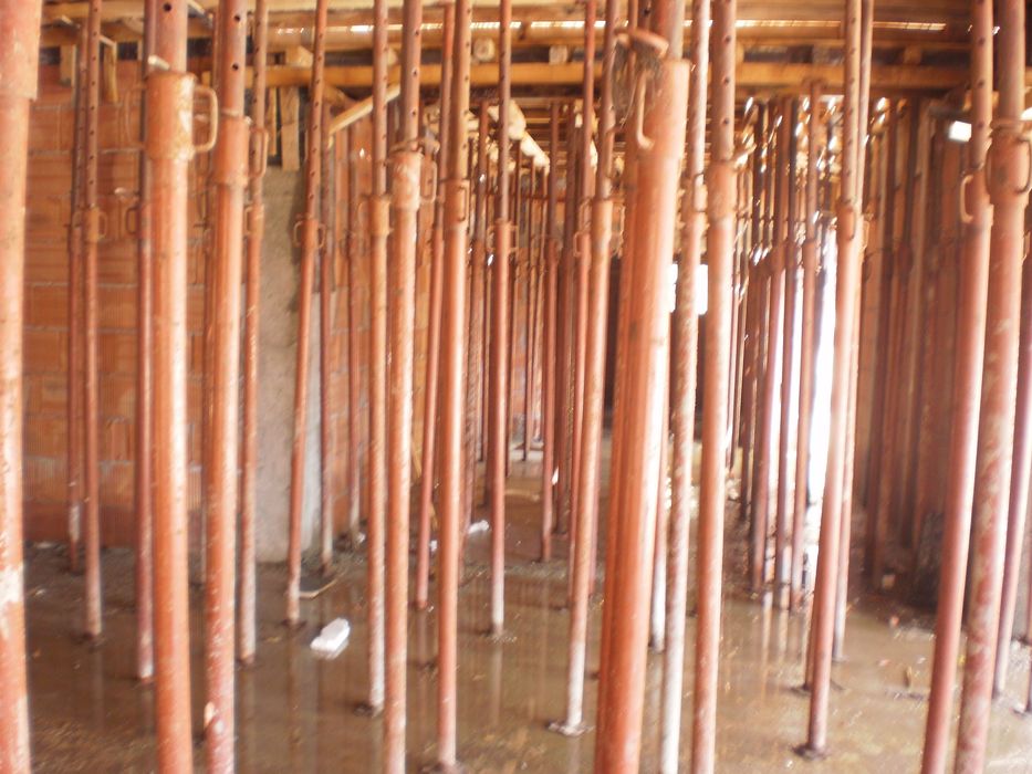 Popi metalici de închiriat, inchiriere popi metalici.