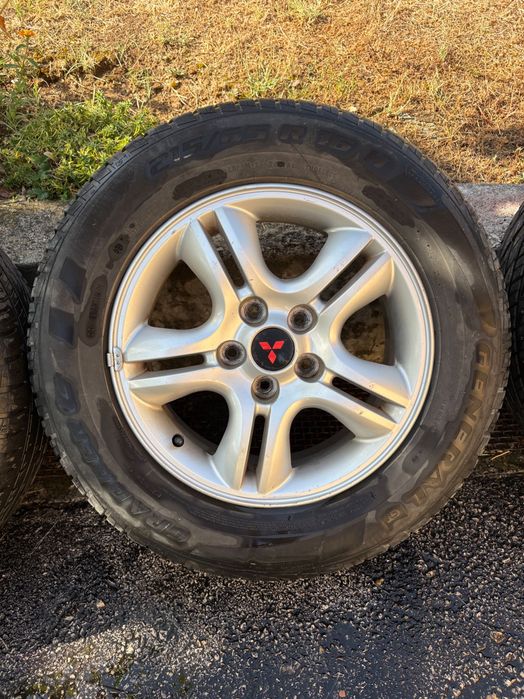 Джанти за Mitsubishi 16” 6.5J ET46 5x114.3 + гуми 215/65 R16 – комплект 4 бр.