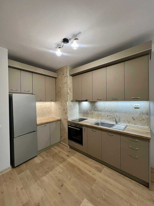 Дава се под наем Двустаен апартамент в София, Кръстова вада - 80 кв.м за 670 € - Снимка #6