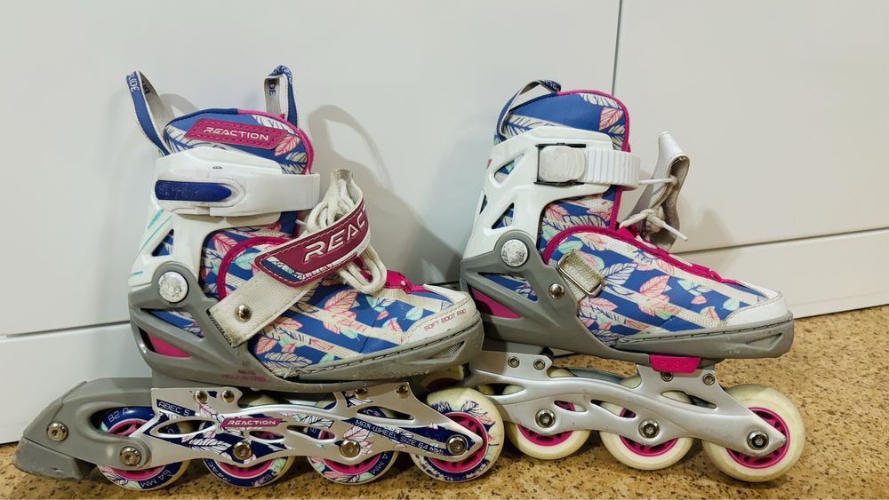 Ролики детские на девочку.