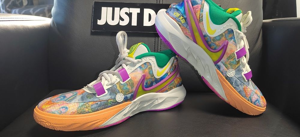 Nike Kyrie 8, номер 36 и номер 38,5