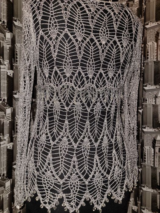 Bluza blazer lucrat manual cu aplicatii, margele