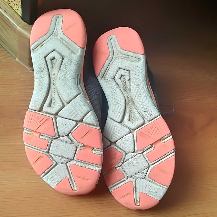 маратонки Domyos 36 номер