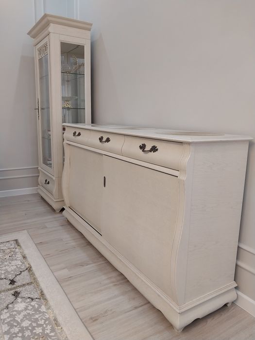 Комод+витрина 180 тыс