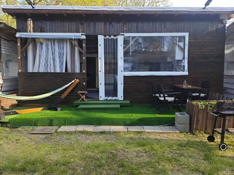 Под наем каравана с навес на къмпинг Атлиман Китен