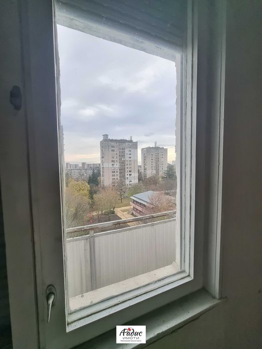 Продава се Четиристаен апартамент в Стара Загора, Център - 98 кв.м за 939 €/кв.м - Снимка #8