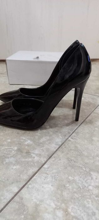 Stilleto superbi Noi marime 39 ,toc de 11cm