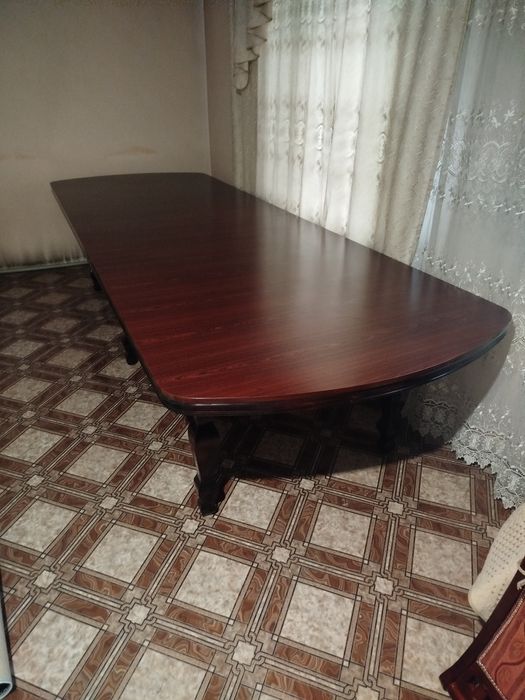 Большой стол +12 стульев