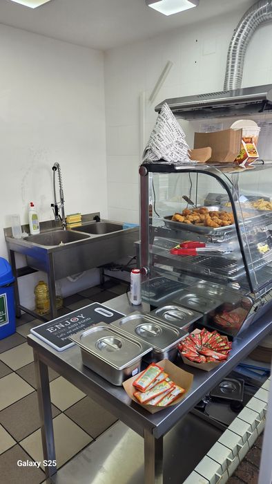 Vand Afacere  La. Tomis 3