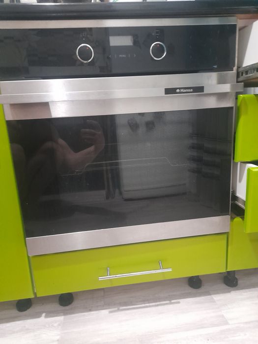 Духовка в отличном состоянии