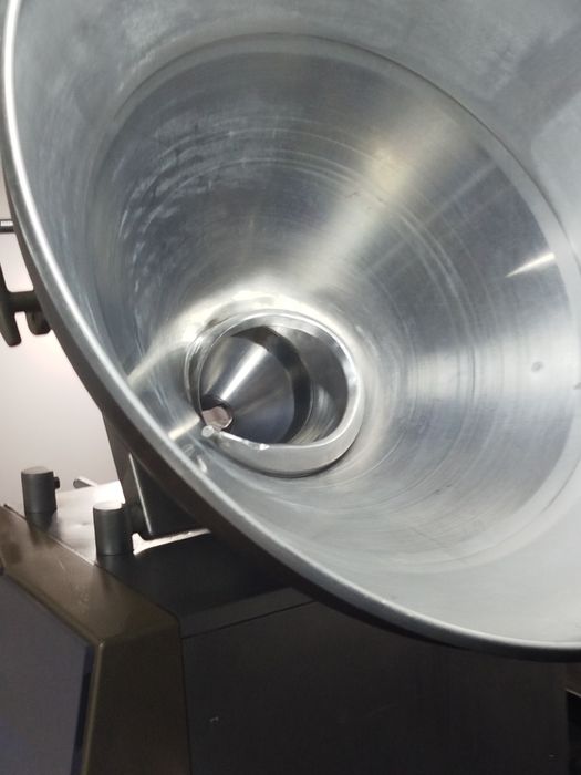 Колбасный шприц вакуумный роторный FREY KONTI 200