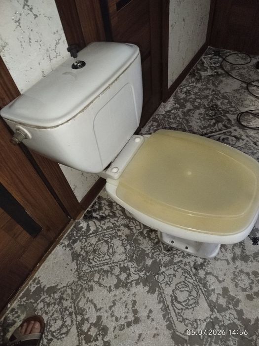 Отдам даром унитаз БУ  самовывоз