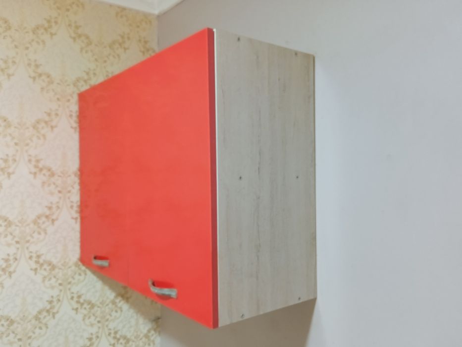 Продается кухонный шкаф, в хорошем  состоянии,без царапин ,разм  80/60