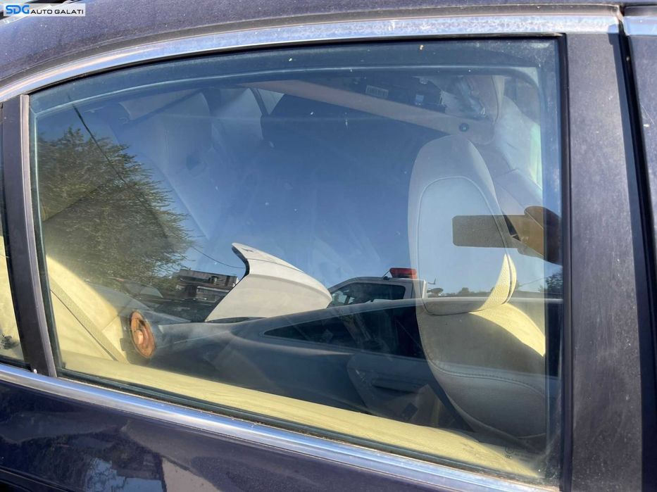 Geam Sticla Culisant de pe Usa Portiera Dreapta Spate BMW Seria 5 E60 2003 - 2010 [1718]