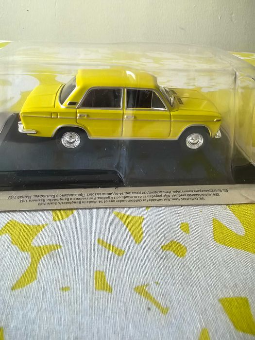 Колекционерски модел на Лада 1500 мащаб 1:43