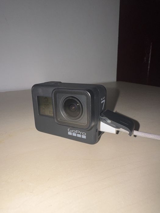 Gopro Hero 7 Black + Card MicroSD 32GB + 100+ Accesorii